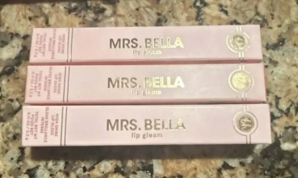 BH Cosmetics x Mrs. Bella Lip Gleam High Shine Lip Gloss Set (3 Pack)